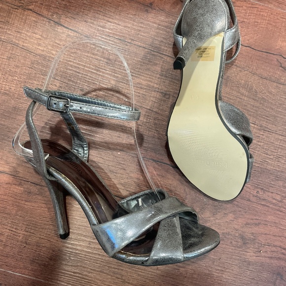 NEW LAST CHANCE PIERRE DUMAS Silver Gray High Heel Ankle Strap Sandals - Picture 1 of 1